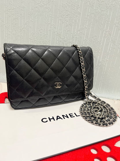 Chanel Lambskin Chain Wallet Quilted