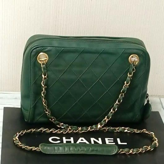 Chanel Chain Shoulder Quilted Lambskin Dark Green — view 2