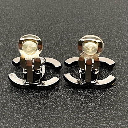 Chanel CC Logo Earrings 03A Rhinestone Icon — view 6