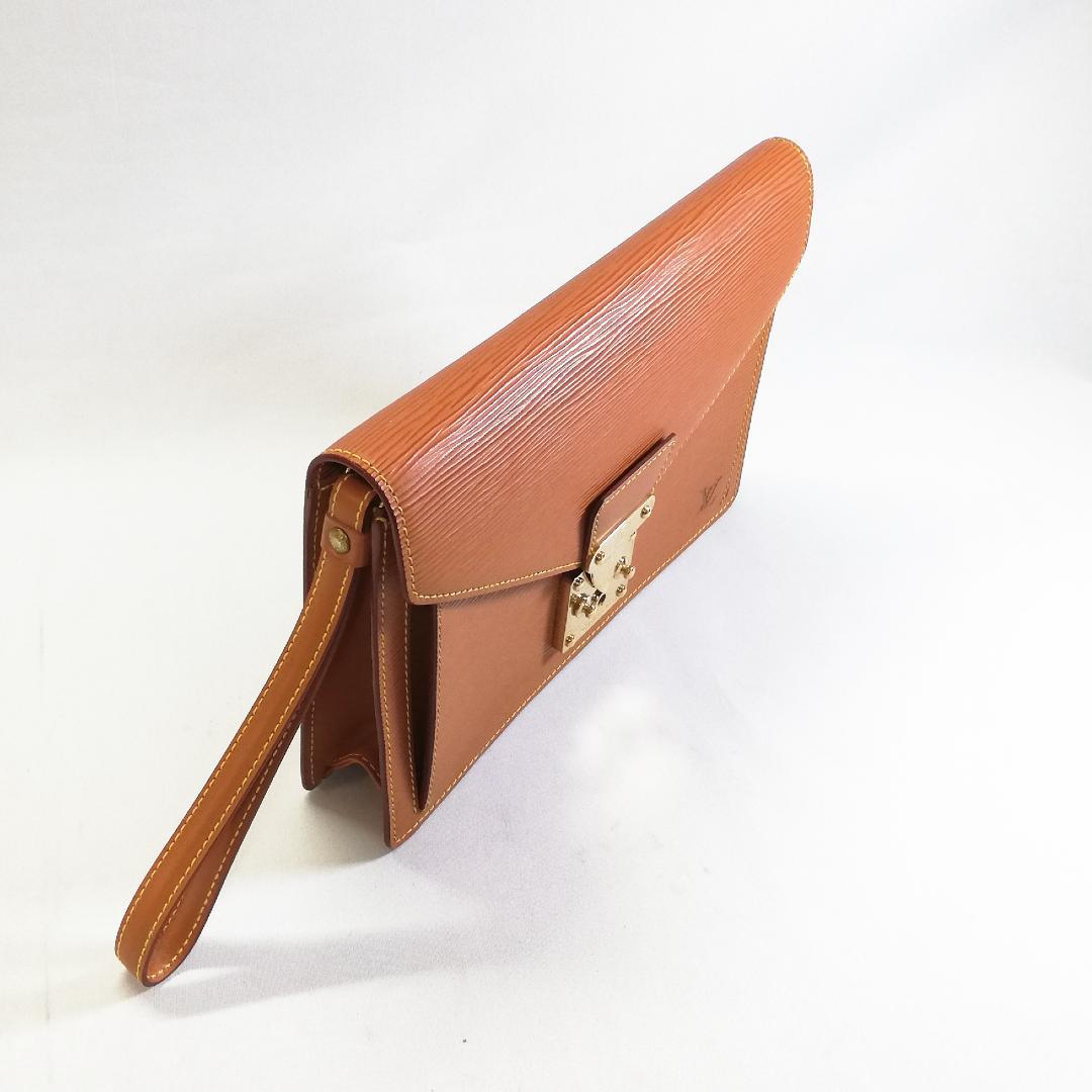 Louis Vuitton Sellier Dragonne Camel Clutch — view 2