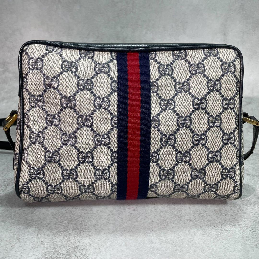 Gucci GG Sherry Line Shoulder Bag Navy Logo Leather — view 3