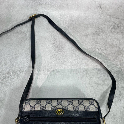 Gucci GG Sherry Line Shoulder Bag Navy Logo Leather — view 4