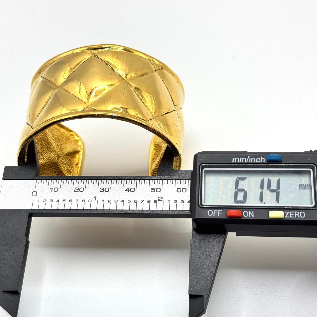 Chanel Bangle Gold Matelasse Coco Mark Vintage