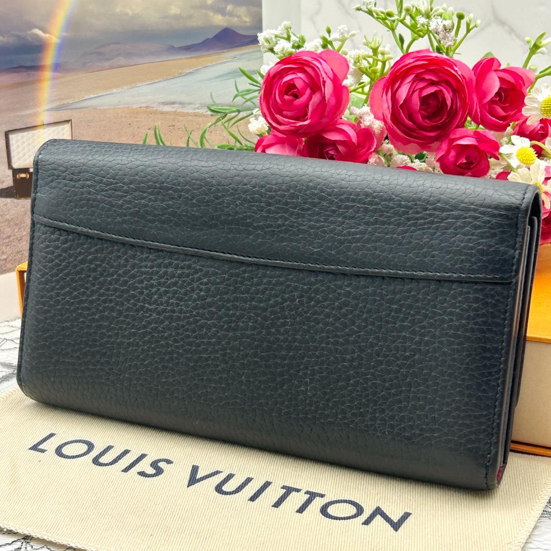 Louis Vuitton Portefeuille Capucines Wallet — view 2