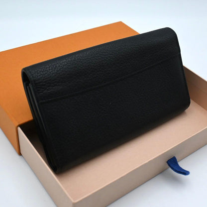 Louis Vuitton Taurillon Portefeuille Capucines Wallet Studs Black — view 2