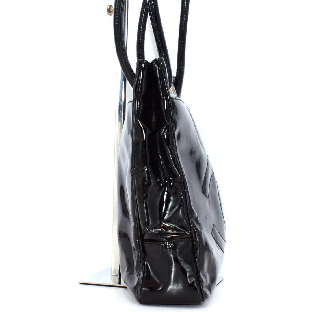 Chanel Tote Enamel CC Logo Black