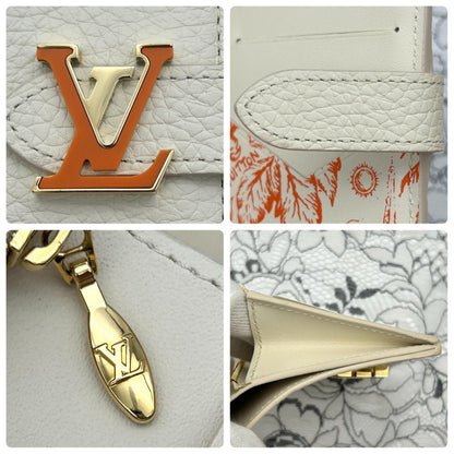 Louis Vuitton LV Vertical Wallet Compact — view 7