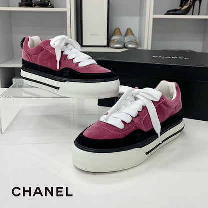 Chanel CC Logo Velour Suede Sneakers Pink Black