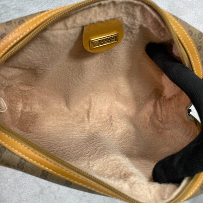 Gucci GG Clutch Brown Beige Logo Leather — view 4