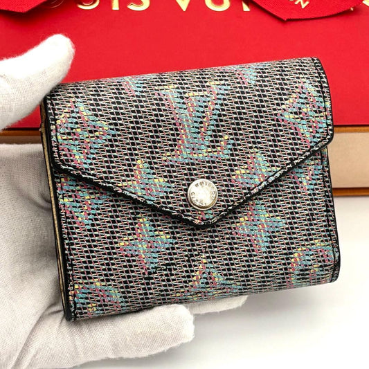 Louis Vuitton Wallet Monogram LV Pop Portefeuille