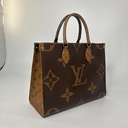 Louis Vuitton Giant Monogram Reverse On The Go MM Tote Bag — view 3