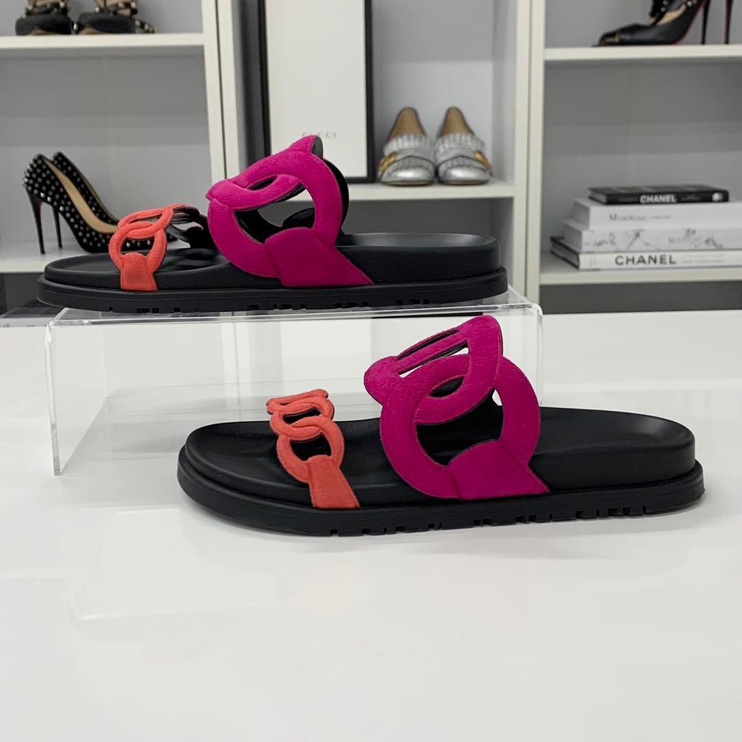 Hermes Extra Chaine D'ancre Suede Flat Sandals Pink — view 3