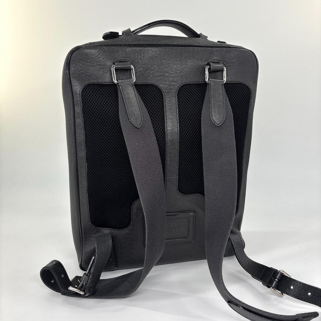 Louis Vuitton Taiga Sirius a Dos PM Black Backpack — view 5