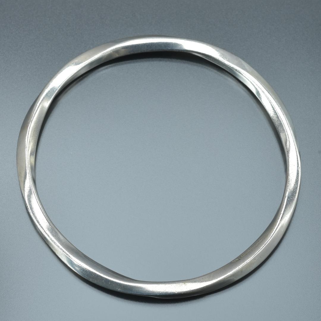 Tiffany & Co Polished Knife Edge Twist Bangle Silver Bracelet — view 2