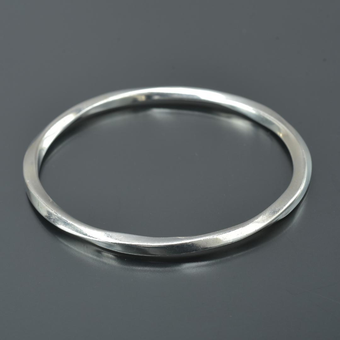 Tiffany & Co Polished Knife Edge Twist Bangle Silver Bracelet — view 5