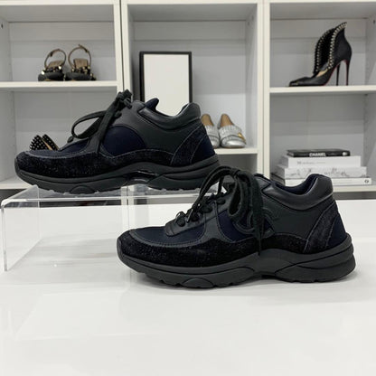 Chanel CC Logo Leather Fabric Suede Sneakers Black — view 2