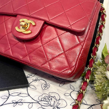 Chanel Vintage Quilted Double Flap — view 5