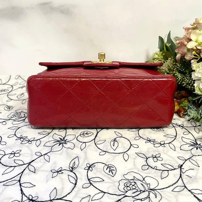 Chanel Vintage Quilted Double Flap — view 8