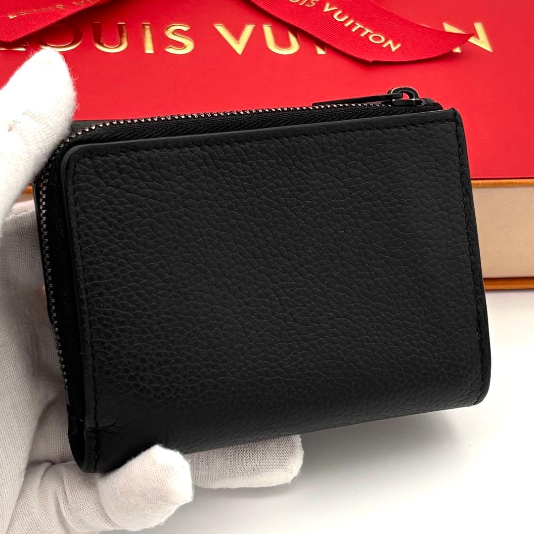 Louis Vuitton Portefeuille Pilot Aerogram Wallet Black — view 2