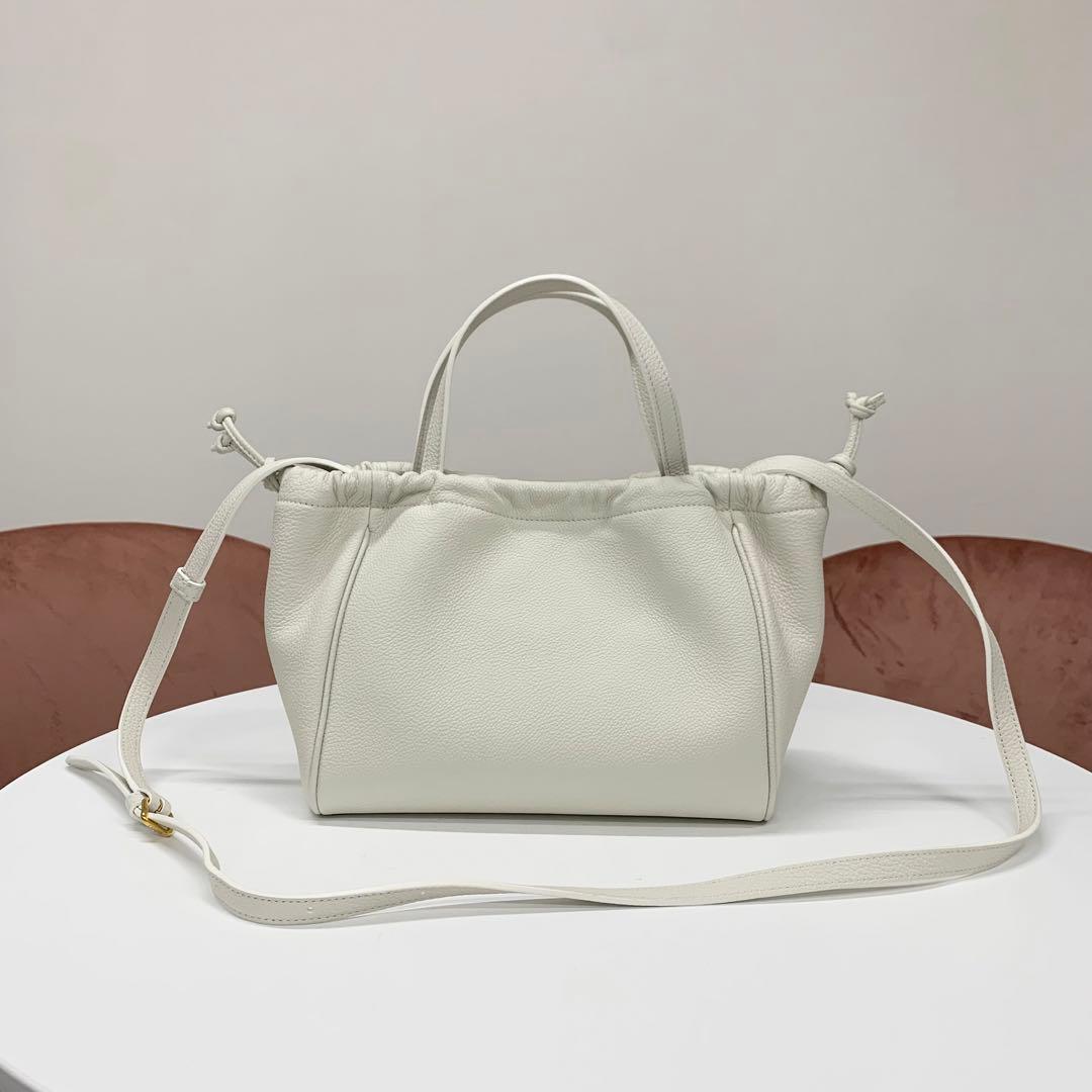 Celine Cabas Drawstring Cuile Triomphe Leather Shoulder Bag — view 3