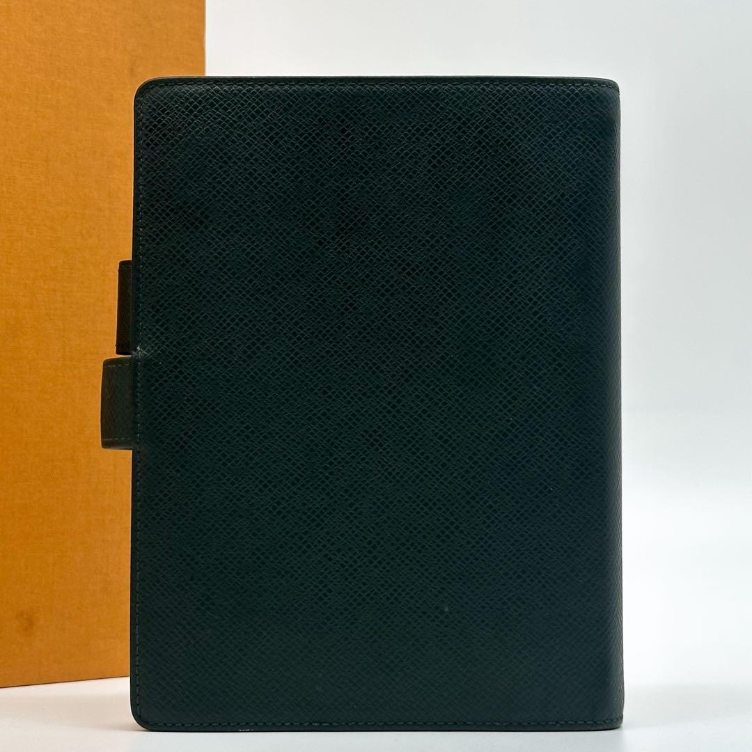 Louis Vuitton Agenda MM Taiga Green Notebook Case — view 3
