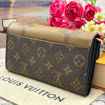 Louis Vuitton Portefeuille Sarah Giant Reverse Wallet