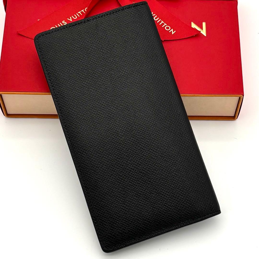 Louis Vuitton Billfold Wallet Taiga Portefeuille Long Black — view 2