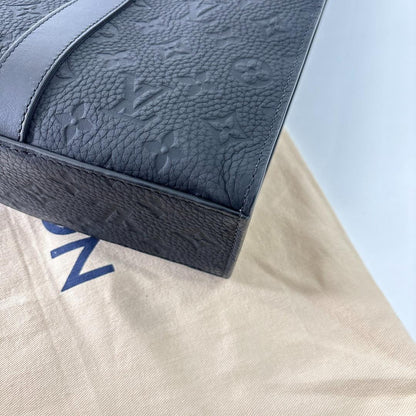 Louis Vuitton Monogram Taurillon Sac Plat Tote Bag — view 8