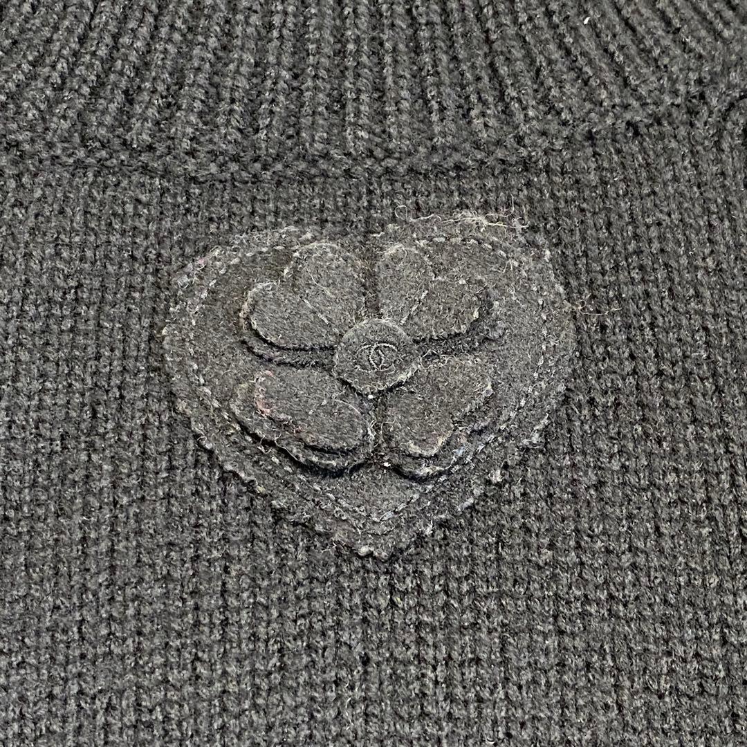 Chanel Camellia Coco Mark Turtleneck Knit Sweater P54751