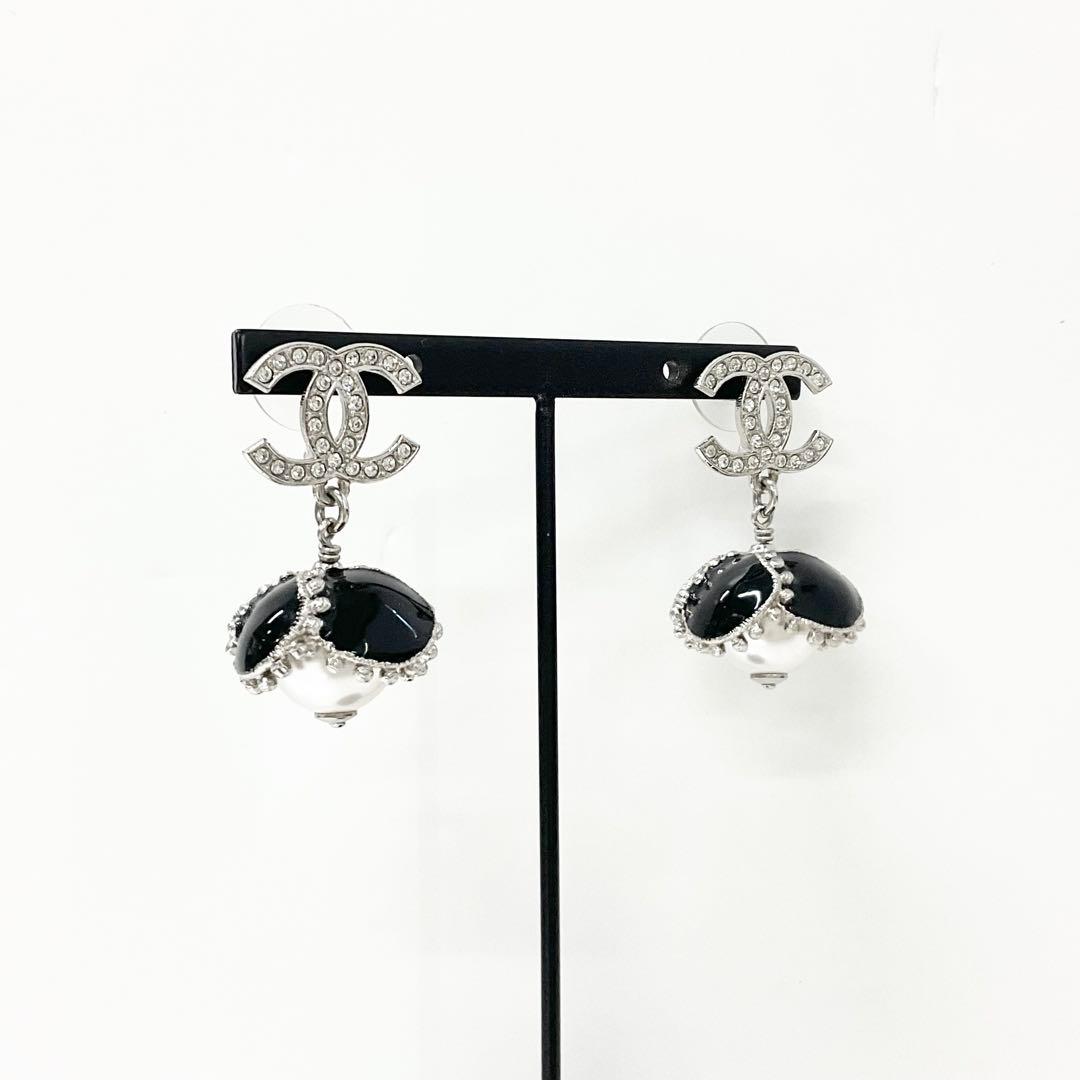 Chanel Earrings Coco Mark Rhinestone Pearl Flower Silver