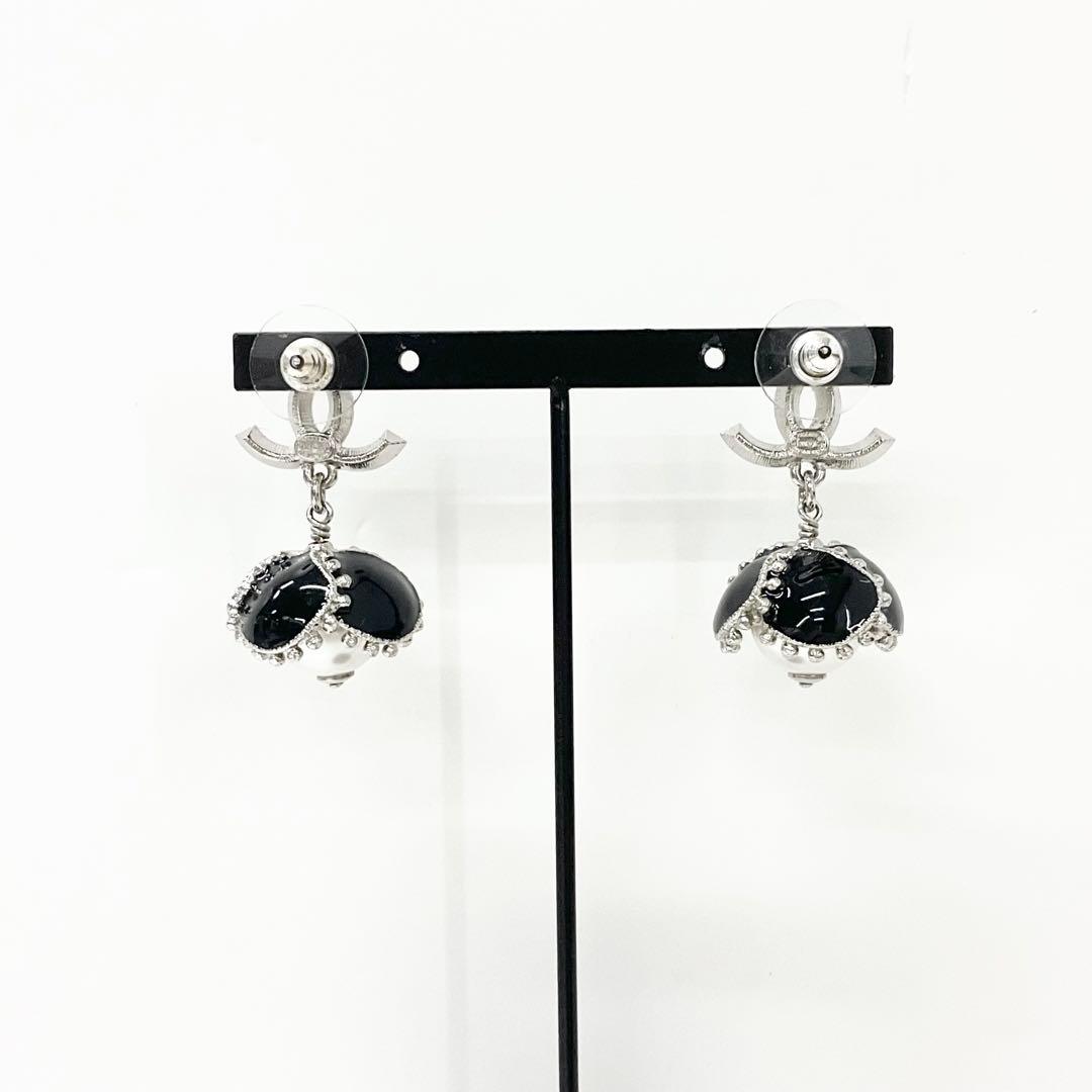 Chanel Earrings Coco Mark Rhinestone Pearl Flower Silver