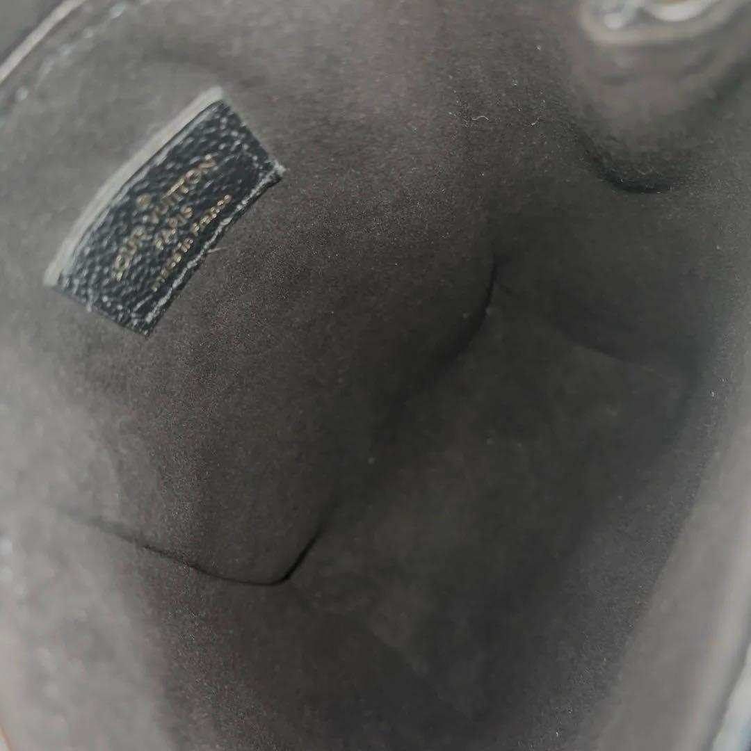 Louis Vuitton Tiny Backpack Empreinte Monogram — view 8
