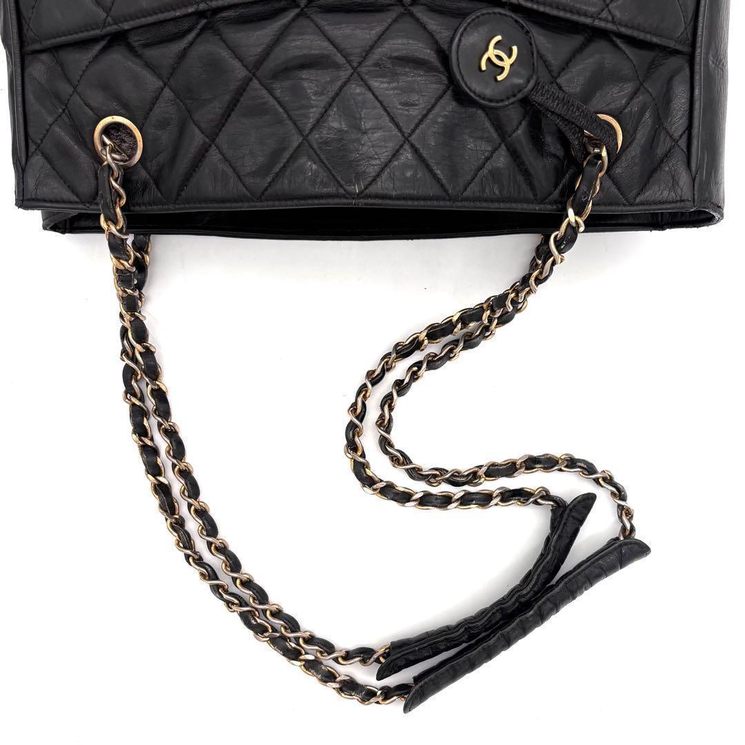 Chanel Quilted Tote Bag Chain Lambskin Black — view 5