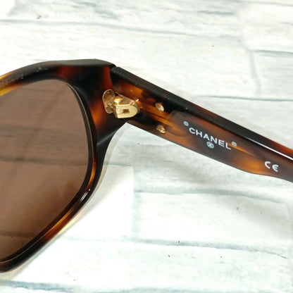 Chanel Sunglasses Tortoiseshell CC Logo Gold Brown Eyewear — view 6