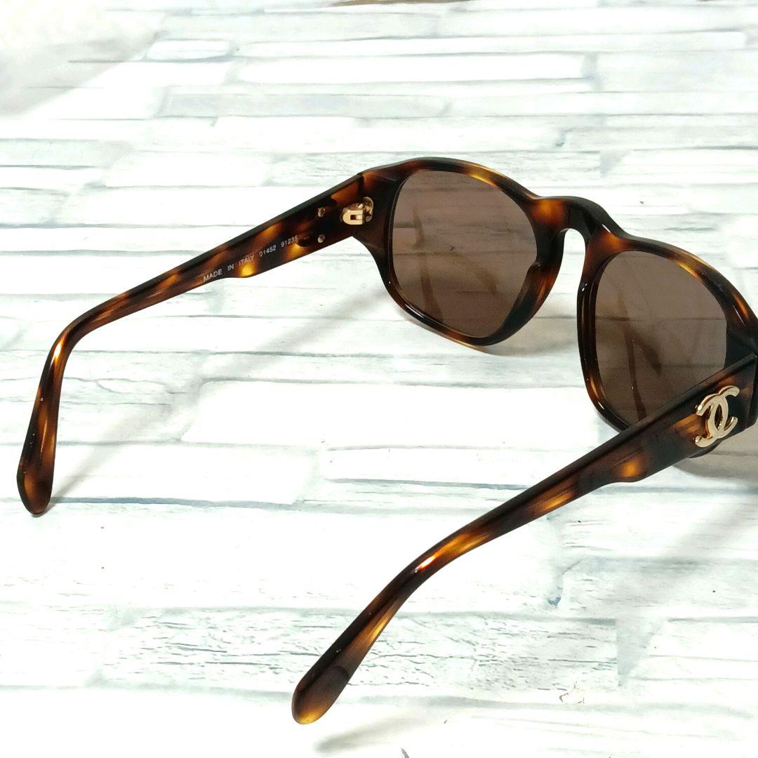 Chanel Sunglasses Tortoiseshell CC Logo Gold Brown Eyewear — view 8