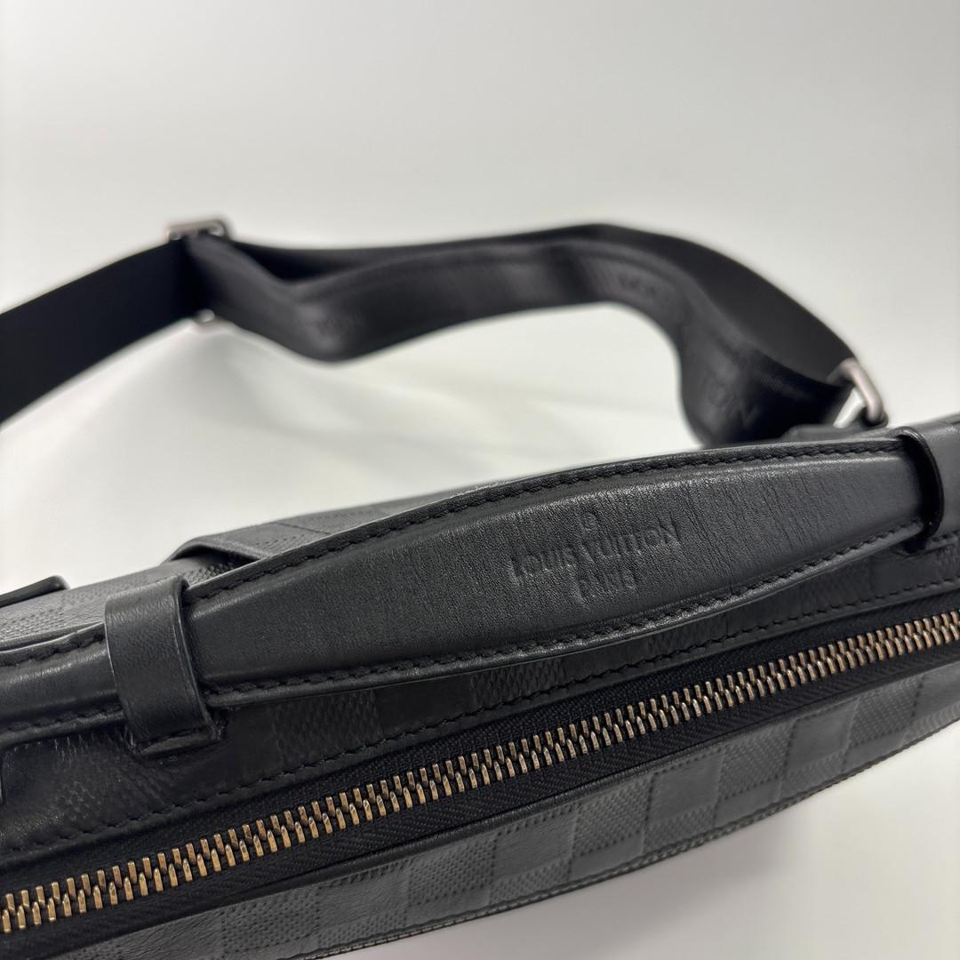 Louis Vuitton Damier Infini Ambler Black Belt Bag — view 6
