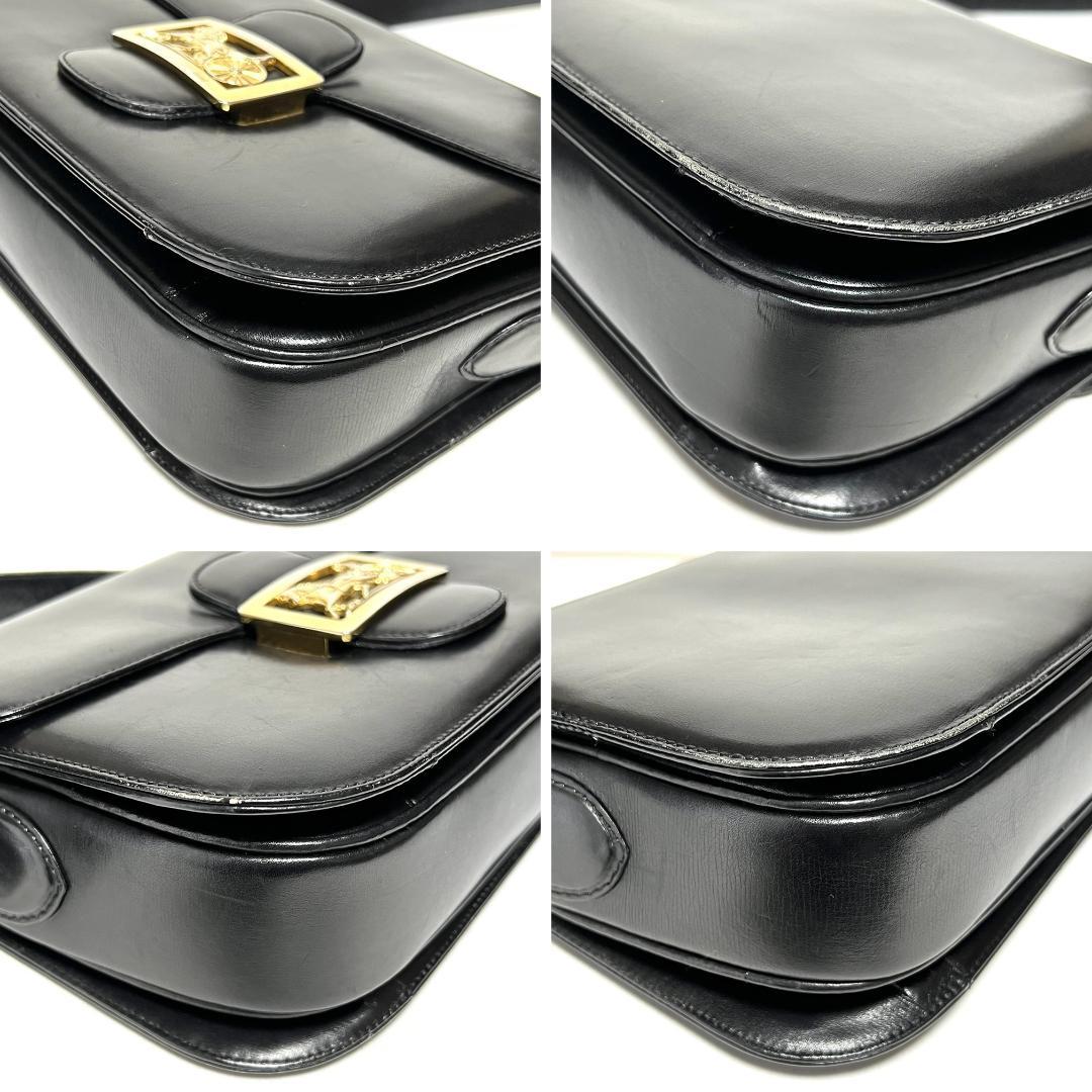 Celine Vintage Carriage Hardware Leather Shoulder Bag Hb02235