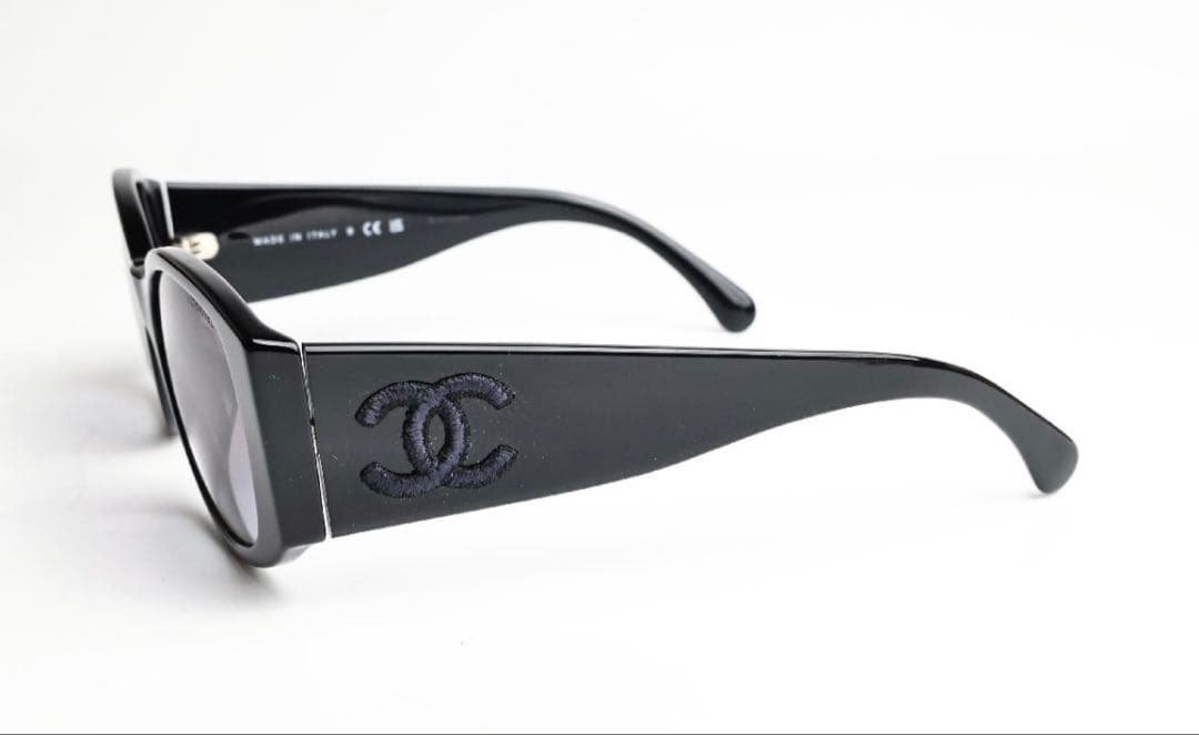 Chanel CC Logo Sunglasses Eyewear — view 2
