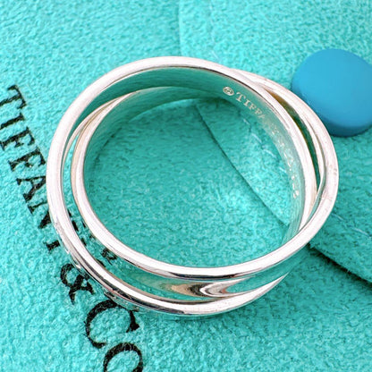 Tiffany & Co 1837 Interlocking Ring In Silver Size 165