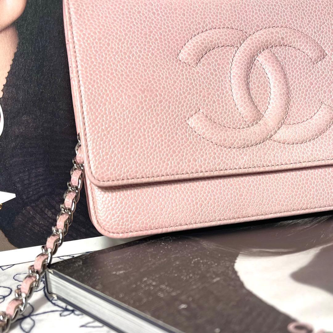 Chanel Chain Wallet Jumbo CC Logo — view 4