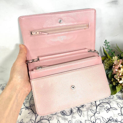 Chanel Chain Wallet Jumbo CC Logo — view 9