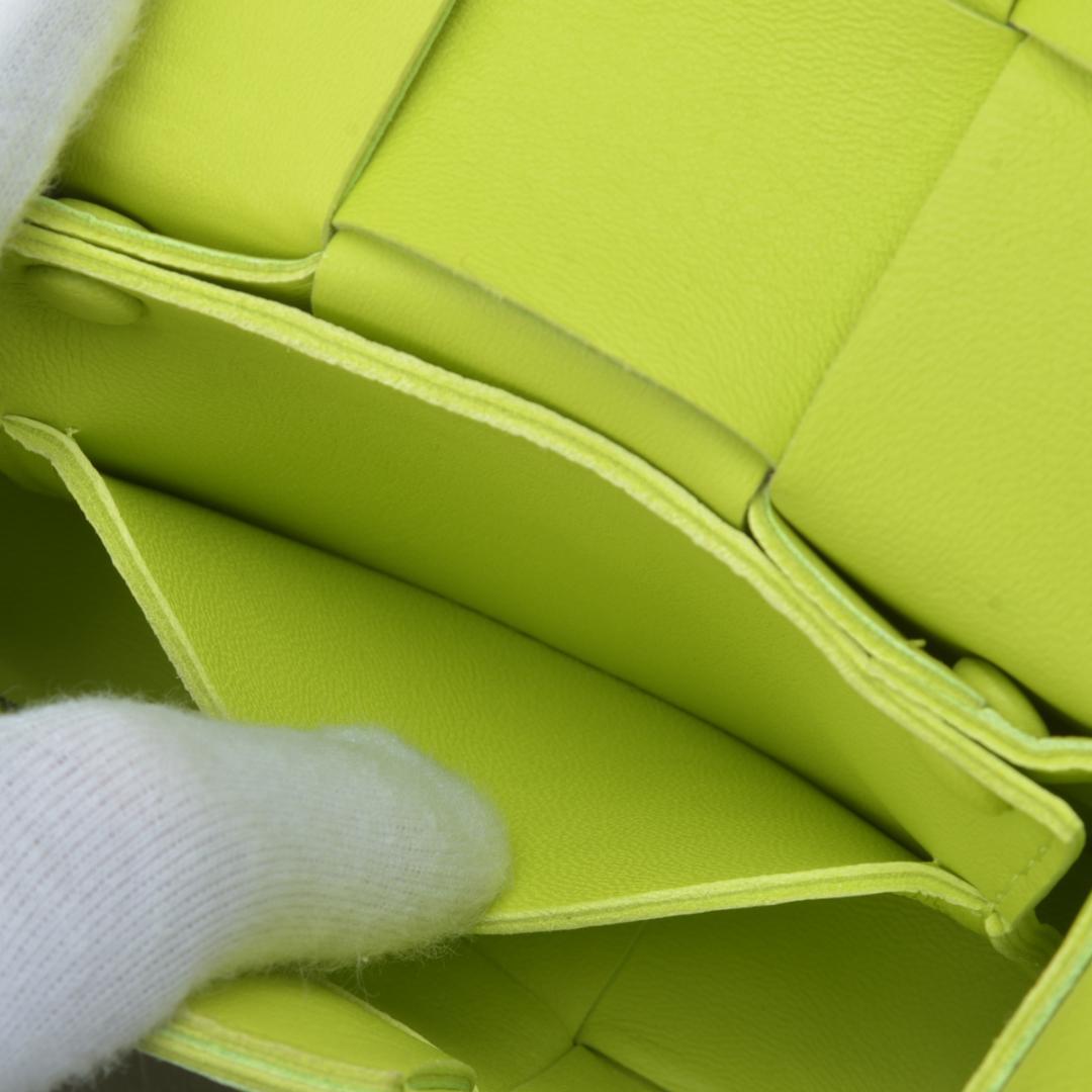 Bottega Veneta Caddy Cassette Shoulder Bag Lime Green Leather — view 8