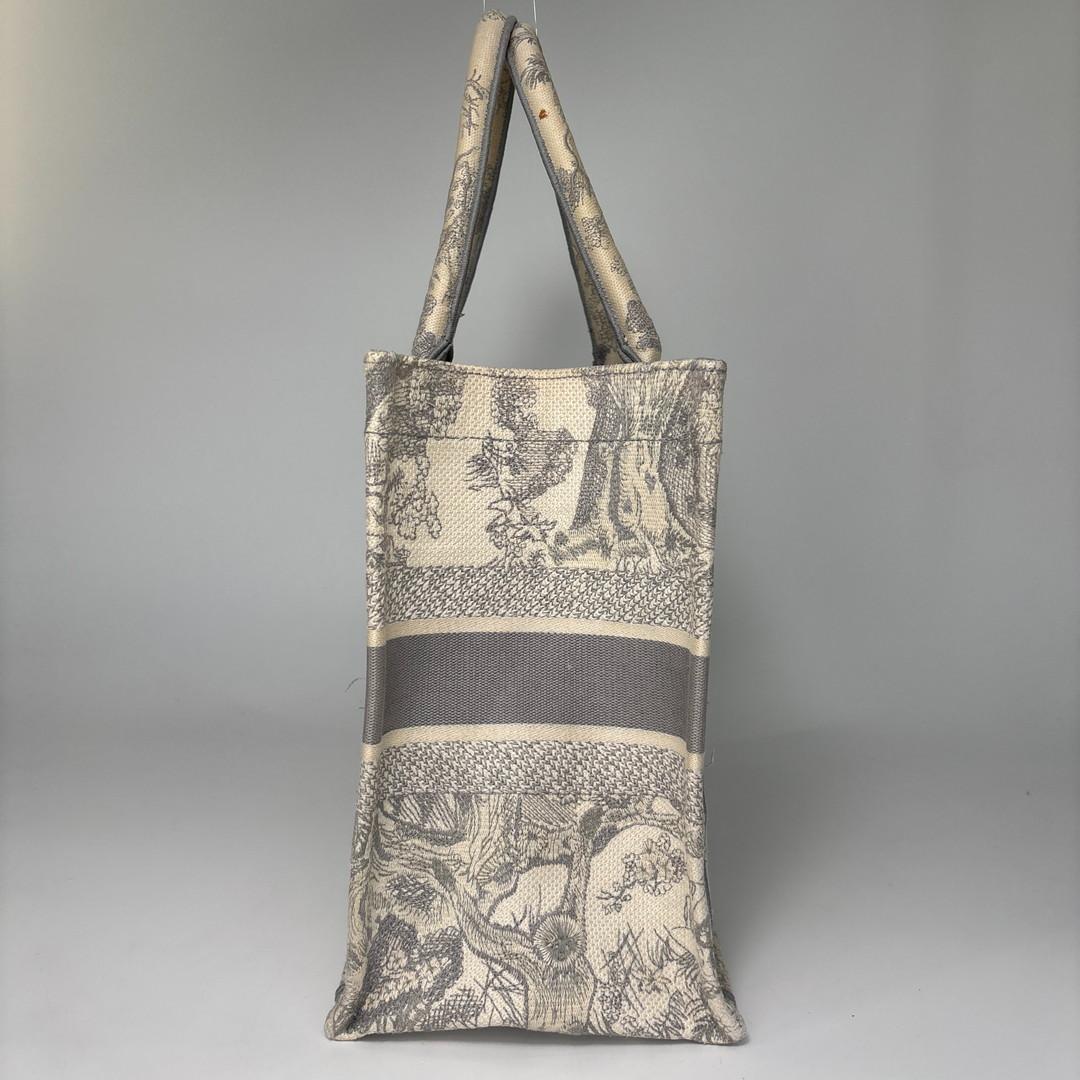 Dior Book Tote White Gray