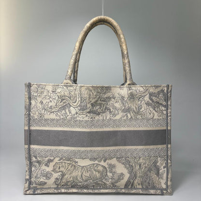 Dior Book Tote White Gray