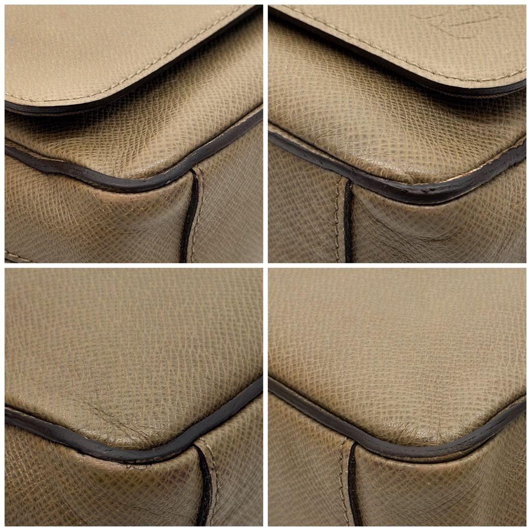 Louis Vuitton Roman PM Taiga Shoulder Bag Grizzly 2-Way Leather — view 8