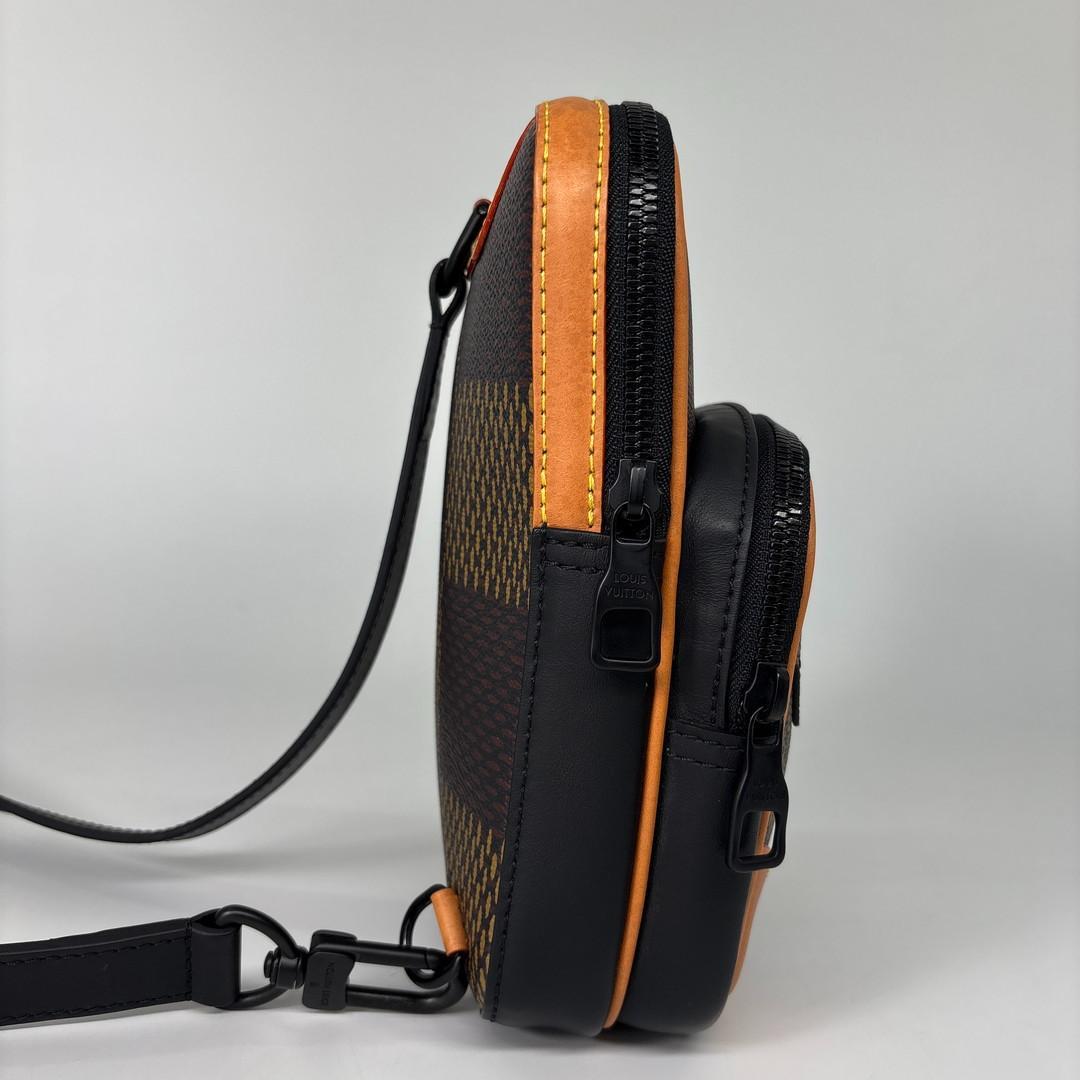 Louis Vuitton Amazon Shoulder Bag Damier Giant — view 4