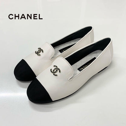 Chanel CC Logo Leather Bicolor Loafers White Black