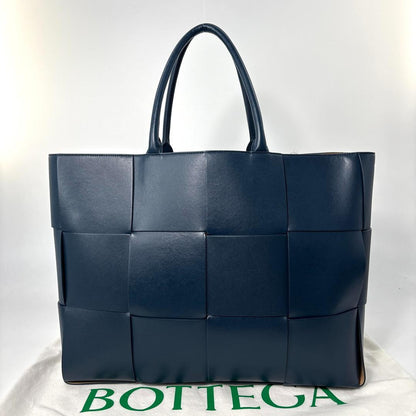 Bottega Veneta Intrecciato Arcotote Large Tote — view 5