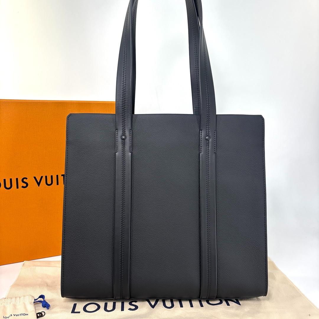 Louis Vuitton LV Aerogram Takeoff Tote Bag Black — view 5