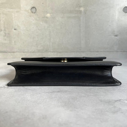 Saint Laurent Betty Shoulder Bag Black Gold Chain — view 6